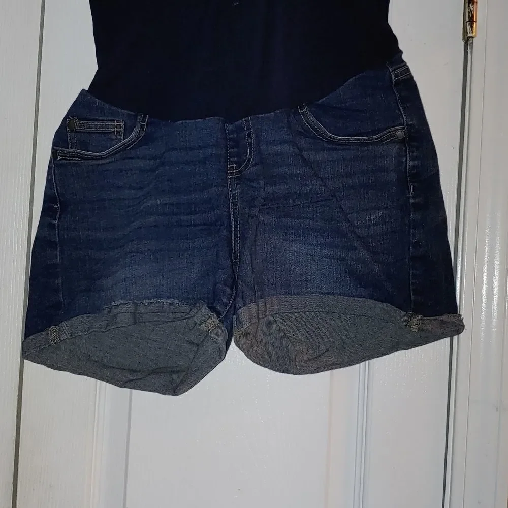 Indigo Blue full panel  denim shorts  Sz M NWOT